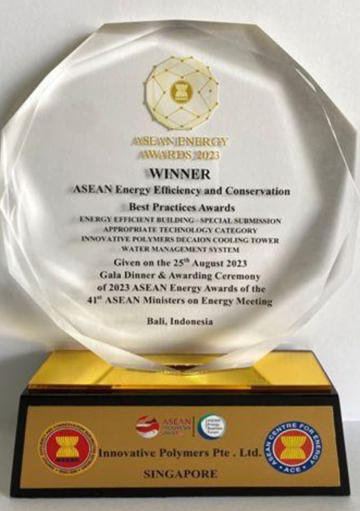 ASEAN Energy Awards 2023 トロフィ